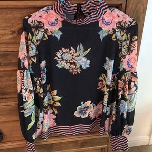 Sheer balloon sleeve floral top